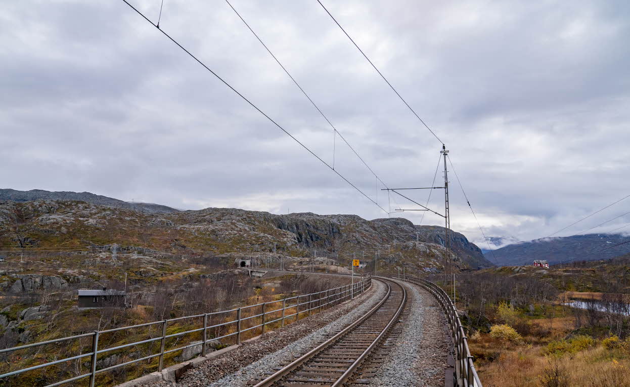 歐佛特鐵路線 (ofot railway line) 上的北極列車:10 個史實