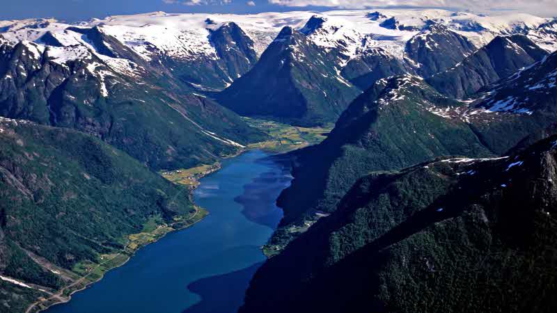 Crucero de medio día por el fiordo Fjærlandsfjord